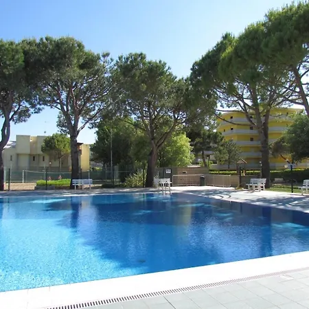 Extra Comfort In A Renovated Flat For 6 Apartman